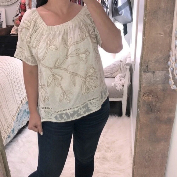 Lucky Brand size xsmall tan embroidered top - Picture 1 of 3